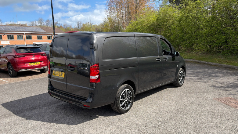 Mercedes-Benz Vito L2 Diesel Rwd 114CDI Pro Van